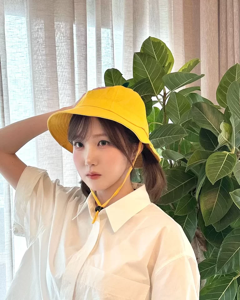 10 hitomi 06 1746457049 3625866991829402987 5753402370