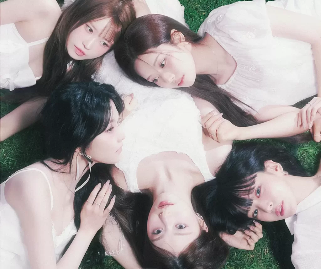 Officialfromis 9 1749643204 3652594395683419951 4942676231